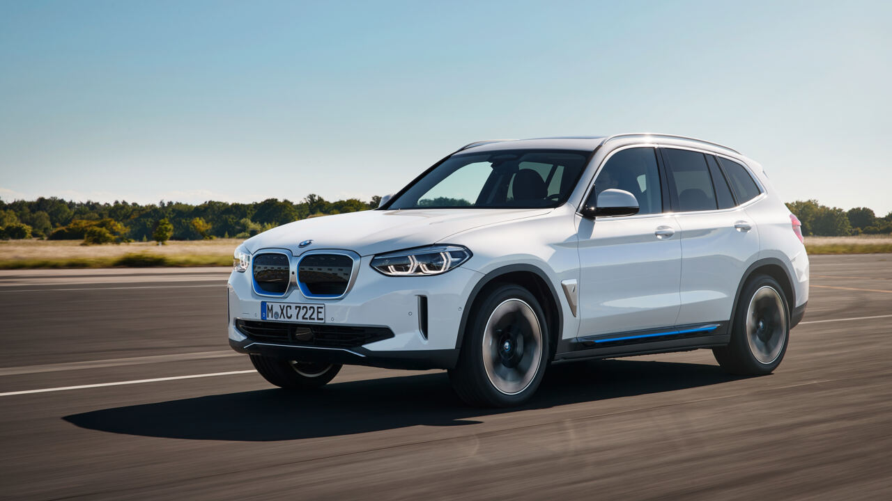 BMW iX3 80 kWh (2021)