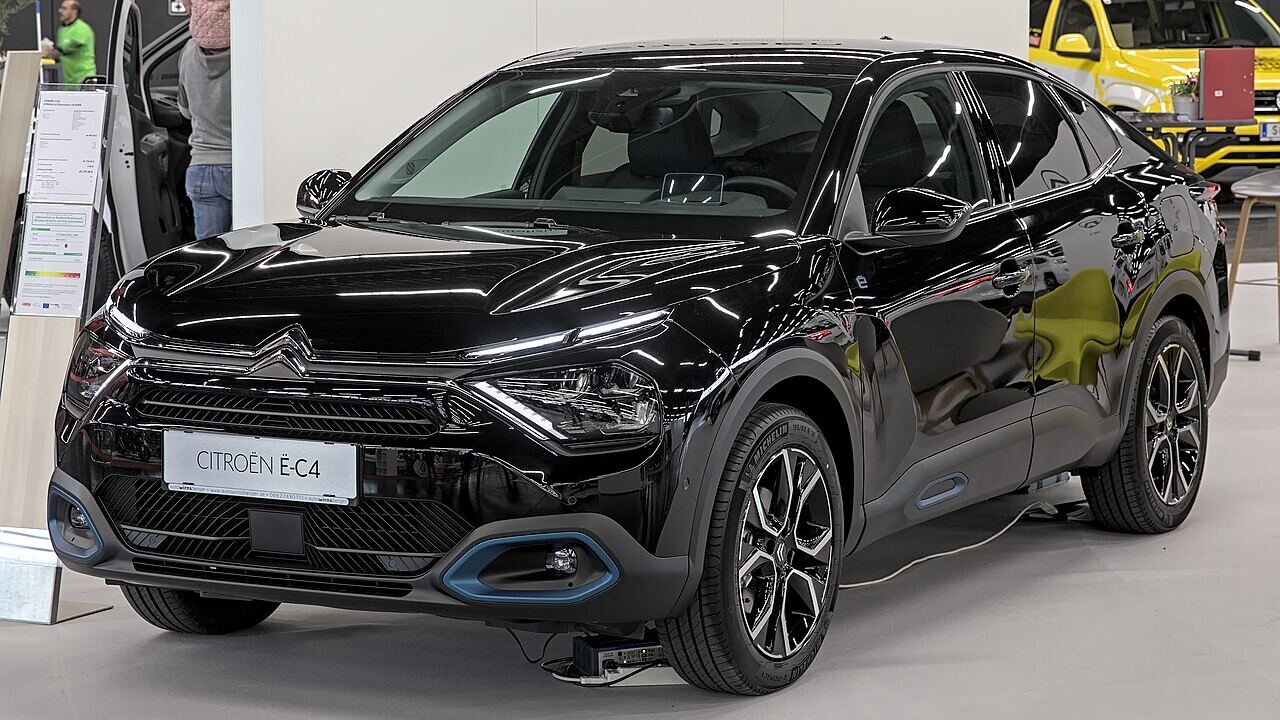 Citroën ë-C4 X