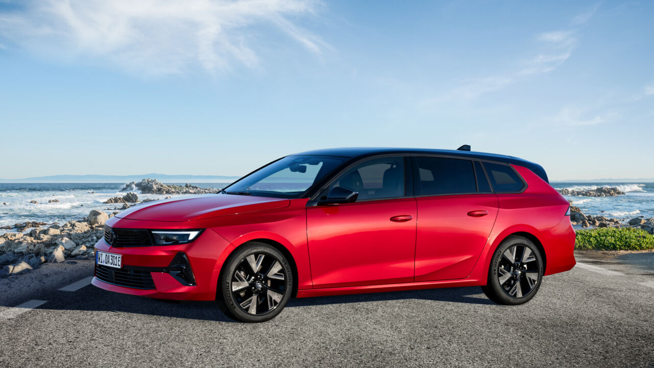 Opel Astra Electric Sports Tourer