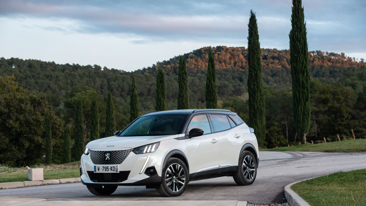 Peugeot e-2008 GT